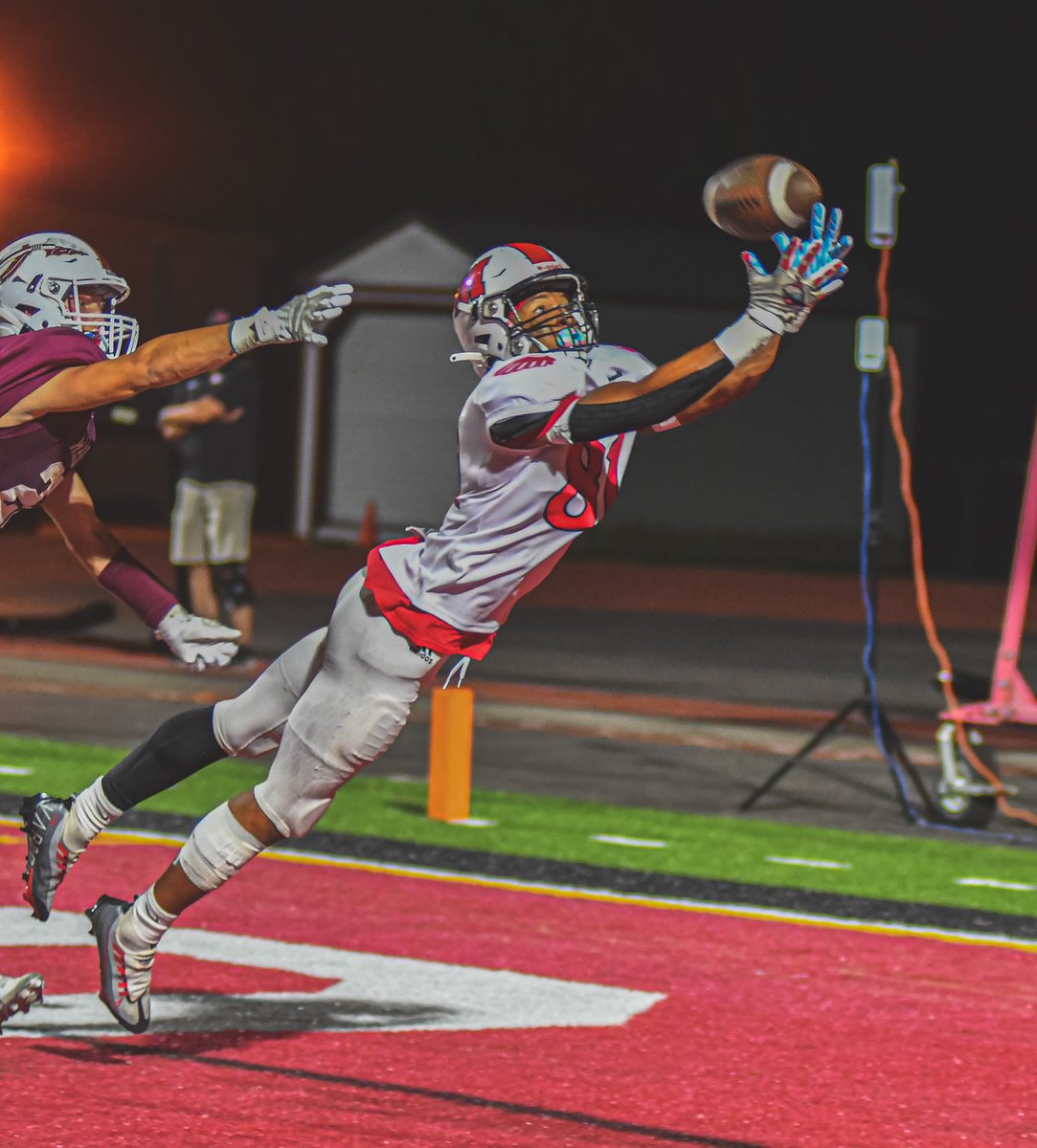 arteducate's tweet photo. Our @MilfordDroflim photo editor Bree Teague has done an amazing job capturing the range of emotions and exciting moments under the Friday night lights. Here our some highlights from the recent @Milford_Eagles win over Lebanon High School last weekend. Keep up the great work! 💪 https://t.co/11DCKAimP4