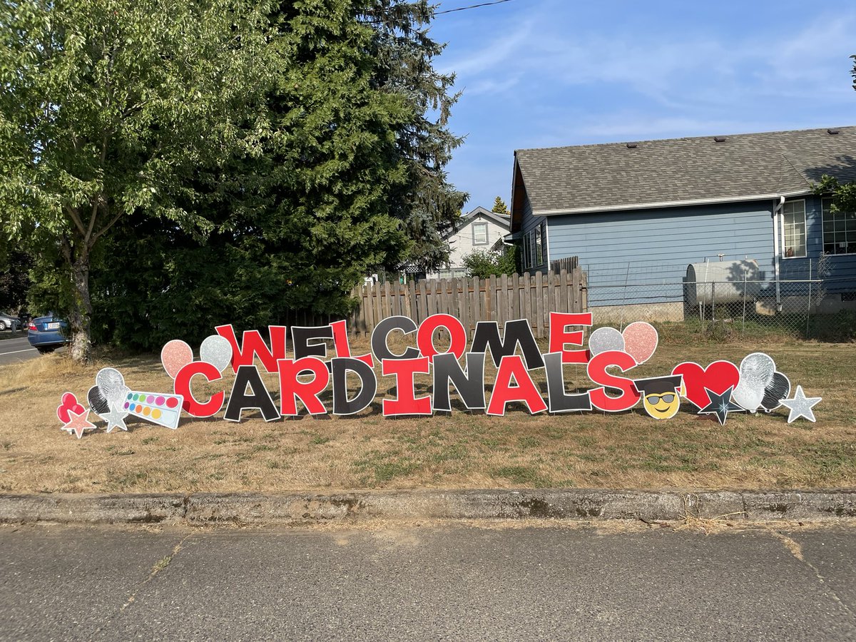 CorbettSchools's tweet photo. A great #FirstDayofSchool in #CardinalCountry. Can’t wait to do it again tomorrow. #OneCorbett https://t.co/lMEpSgA7Gf