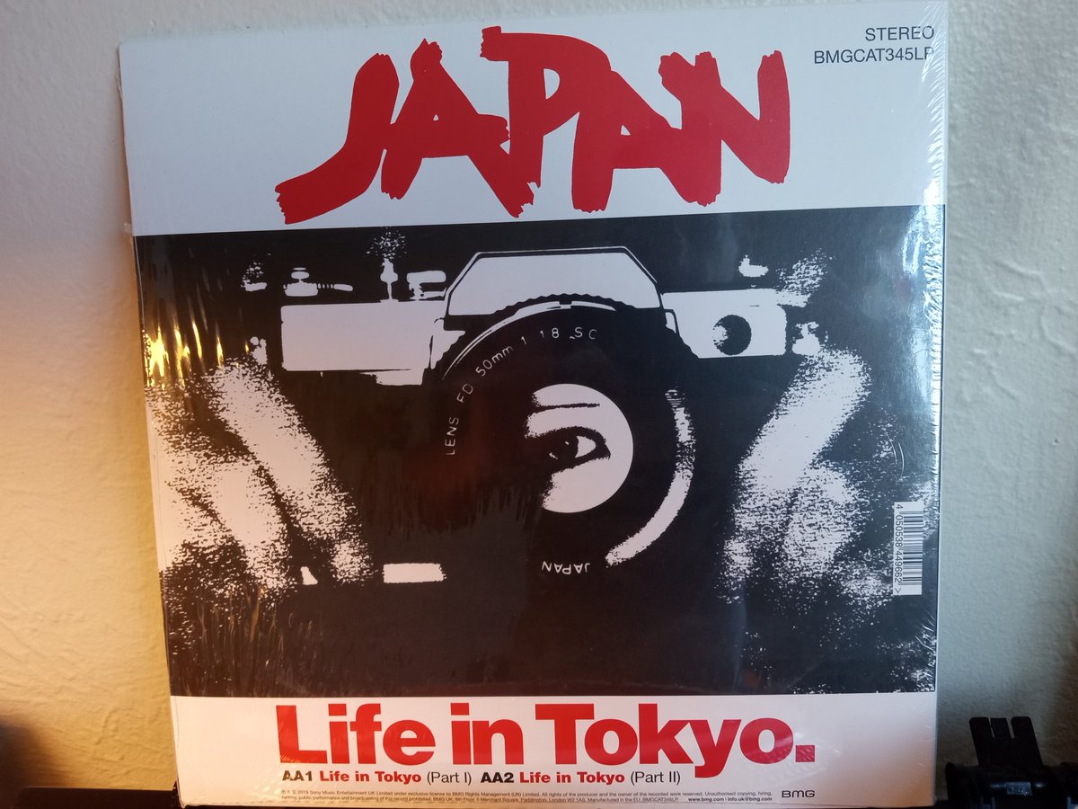 NaviOknehsok's tweet photo. @KbusyM it came, it came ! Limited edition 10 inch red vinyl. #Japan #LifeInTokyo #QuitLife 
I am happy now 🥳🥂 🍾 ✨💕 https://t.co/5mMSLf2fqz