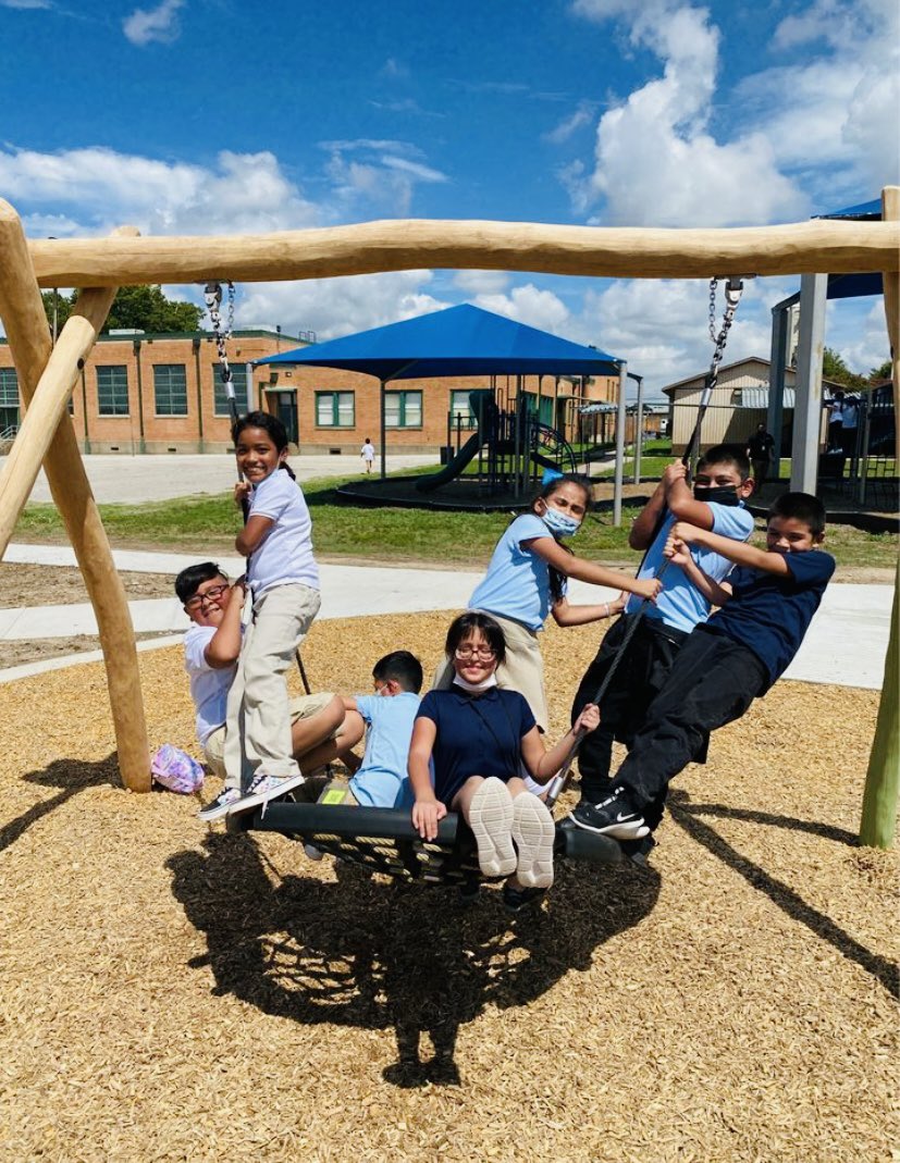 SanJacintoJets's tweet photo. Our Jets had a blast playing on our new playground! Huge thank you to the Texas Trees Foundation’s Cool School program! We are very grateful for this partnership &amp; their great impact for our school &amp; community! 
#WeReachForTheStars #SeaSamStrong #DISDSouthEast #SanJacintoJets https://t.co/rDk6R2K3Lp