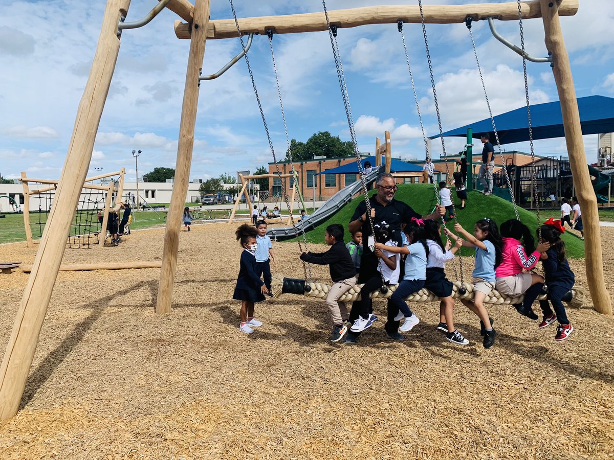 SanJacintoJets's tweet photo. Our Jets had a blast playing on our new playground! Huge thank you to the Texas Trees Foundation’s Cool School program! We are very grateful for this partnership &amp; their great impact for our school &amp; community! 
#WeReachForTheStars #SeaSamStrong #DISDSouthEast #SanJacintoJets https://t.co/rDk6R2K3Lp