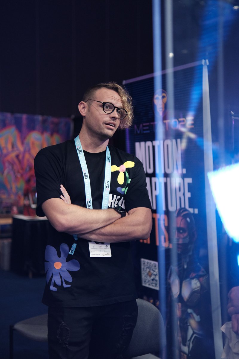 cryptochrisg813's tweet photo. Excuse me sir/maam, do you have time to talk about the future of #NFT utility, Realtime MoCap technology? 

Don't run from the utility! 

@darcydonavan @BernieSu - Had so much fun with you both at @goexpoverse! https://t.co/OCz6oWZZ1V