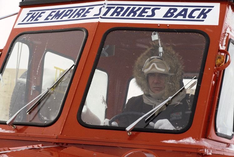 💭 (@dailyhansolo) on Twitter photo 