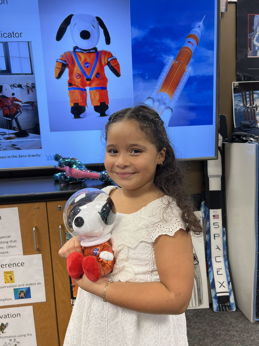 lsullivan's tweet photo. Fun start to my 30th year teaching in Arlington Public Schools @APSVirginia getting to know my students on the first day of school! #Artemis1 #NASA #ZeroGravityIndicator #SnoopyinSpace #BabyYoda #LittleEarth #KWBPride #APSBack2School https://t.co/GgBdn8pweT