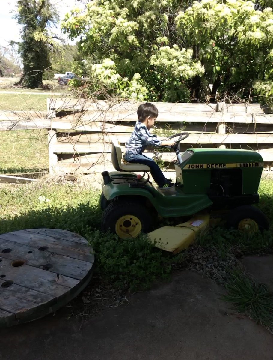 AutismNotEvery1's tweet photo. @marcuslemonis David has dreamed since he was 3 yrs old of owning a John Deere tractor! He wishes for one every time they come next door to bale hay! 7 yrs dreaming of a little green tractor! Or a greenhouse but really the #JDTractor he already has practice driving a big one #PatienceWithMarcus https://t.co/d1TMLVyNXE