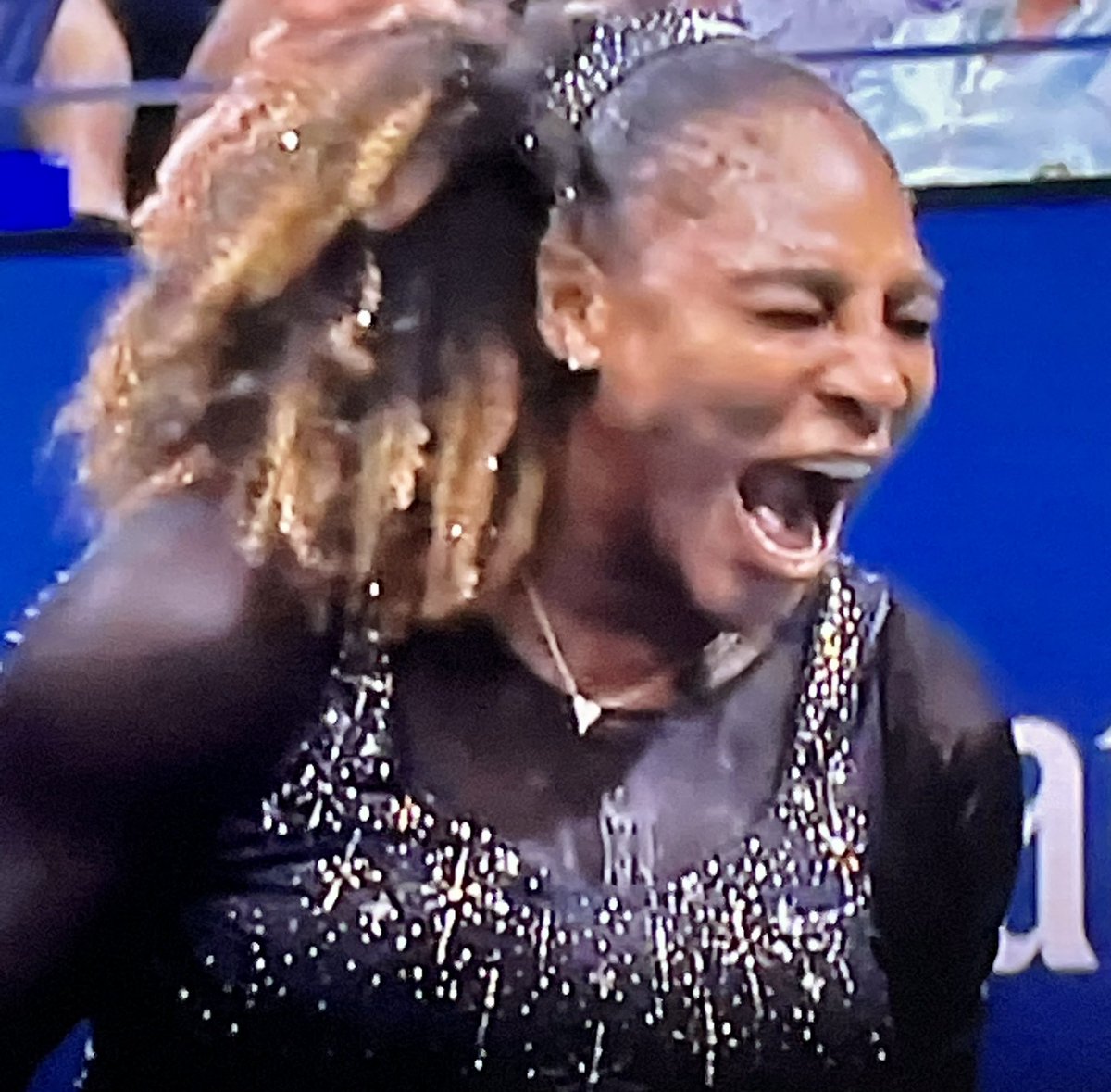 kendallclawson's tweet photo. I am not sure that I can take the pressure of the #USOpen2022 as @serenawilliams , the #queenoftennis , is giving me a heart attack with every point. Long live the #GOAT𓃵 https://t.co/DfH9aZ7DaR