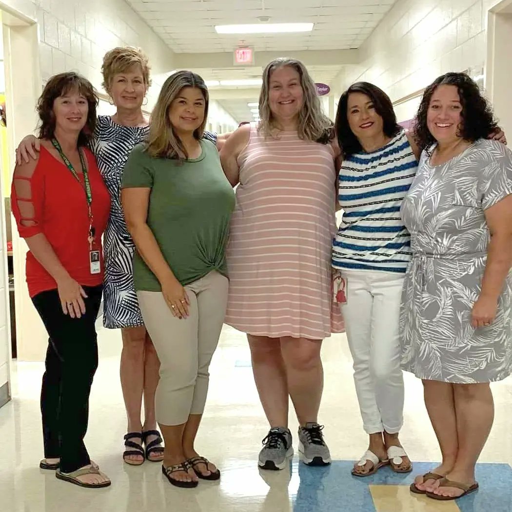 PoplinESNC's tweet photo. Our staff and students had a great first day of school! Go Patriots! #AlwaysForward #PoplinNation #UCPSBacktoSchool @AGHoulihan @UCPSNC @Shanda_Lauri @rwatts8102 https://t.co/nACsgXWDng