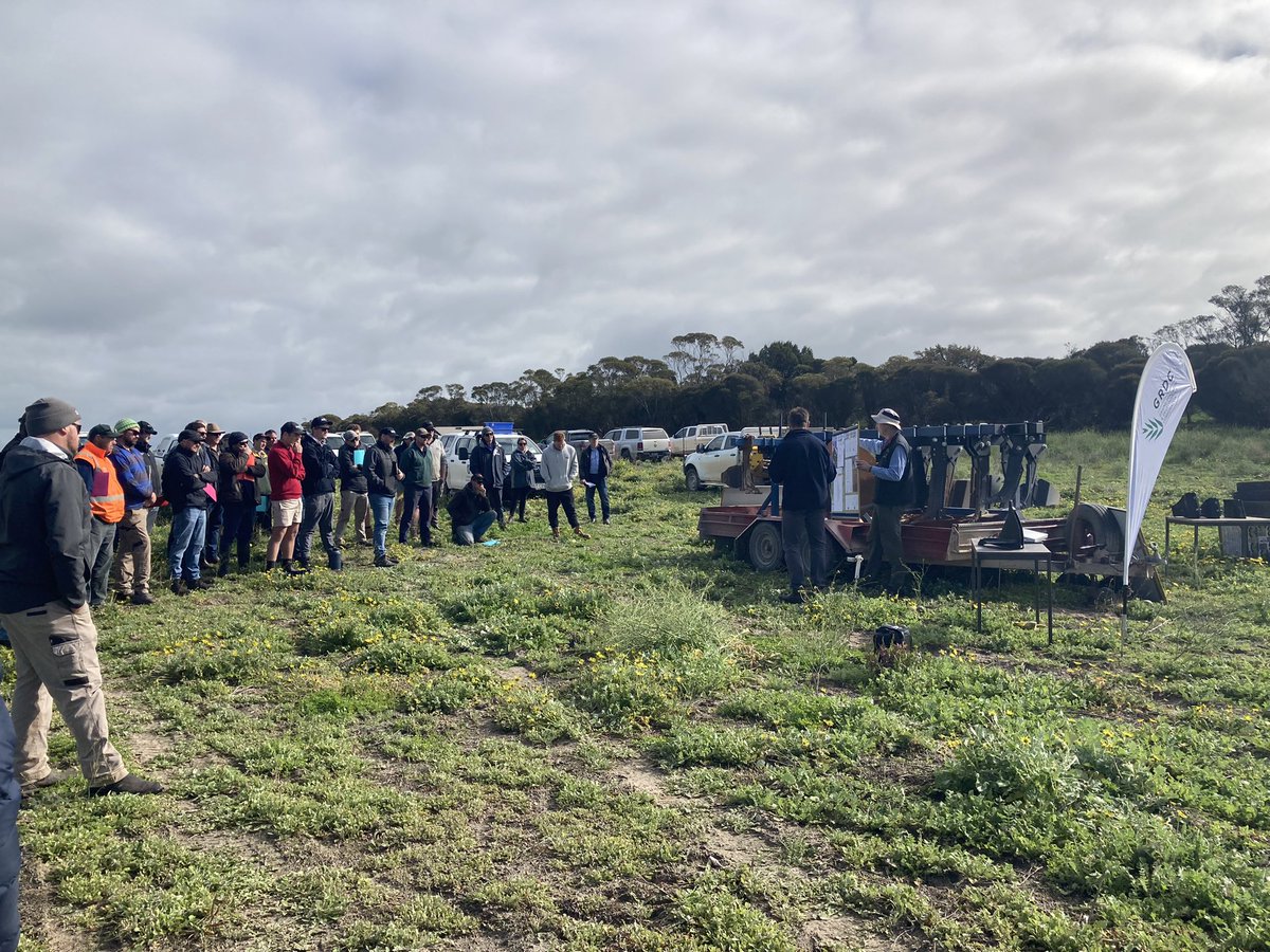 ag_eyre's tweet photo. @GRDCSouth Sandy soils masterclass underway at Murlong great turn out! Constraints explained machinery discussed for soil amelioration @CSIRO @McbeathTherese @UniversitySA @SA_PIRSA @drcsaunders @PinionAdvisory #EPag @aewright91 https://t.co/f4jupNV2B6
