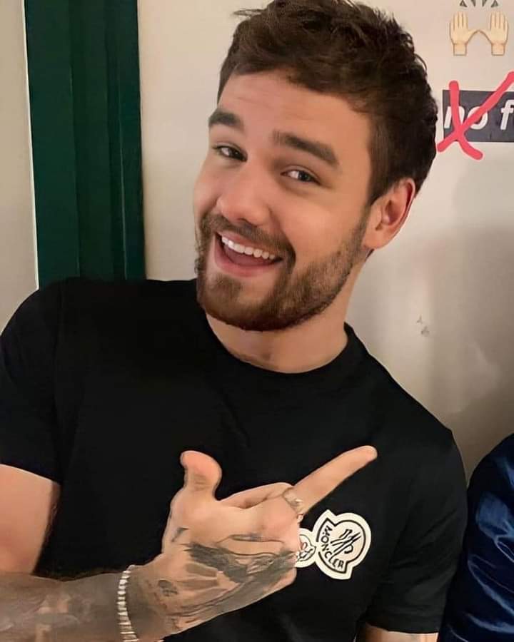 Elizabe41760249's tweet photo. FELIZ CUMPLEAÑOS A MI RAYITO DE SOL TE AMO LIAM #HappyBirthdayLiam https://t.co/u0fj3Fjaw8