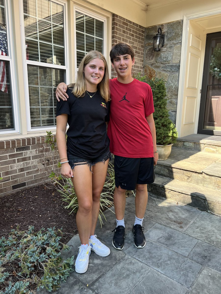Lily & Jack tweet media