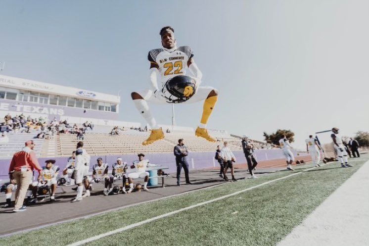 AGTG ! After A great Conversation with <a href="/JackInTheBox58/">Jack Tyler</a> I am beyond Blessed and Grateful to receive my 1st scholarship offer from Texas a&amp;m Commerce!! 🙏🏾 <a href="/Coach_BCarp/">T. Brandon Carpenter</a> <a href="/BHoward_11/">Brandon Howard</a> <a href="/KLEINOAKFB/">Klein Oak High School Football</a> <a href="/zkelley1985/">Coach Zack Kelley</a> <a href="/CoachCMILLS/">Chad Miller</a> @MikeWestPPR @LoboRecruits <a href="/EdOBrienCFB/">EdOBrienCFB</a> <a href="/justinallen_13/">Justin Allen</a>