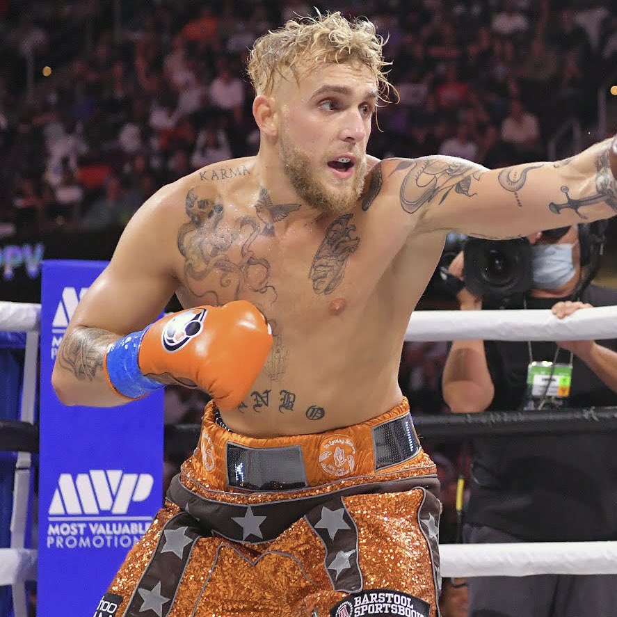 combat_insider's tweet photo. 🚨Breaking🚨
Jake Paul (5-0) vs Anderson Silva (3-0) in the works to take place on October 29th, live on showtime PPV👀 #boxing https://t.co/IuoOis0vCW