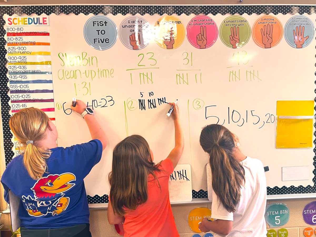 shannon_vieyra's tweet photo. 3️⃣ different kids demonstrating 3️⃣ different strategies for adding 3️⃣ different addends. It’s truly beautiful watching their brains work things out in the way that clicks for them. #differentisbeautiful
#cgi #solveandprove #convinceme #kidsteachingkids #PCElearn #313teach https://t.co/jN9HjqFxXw