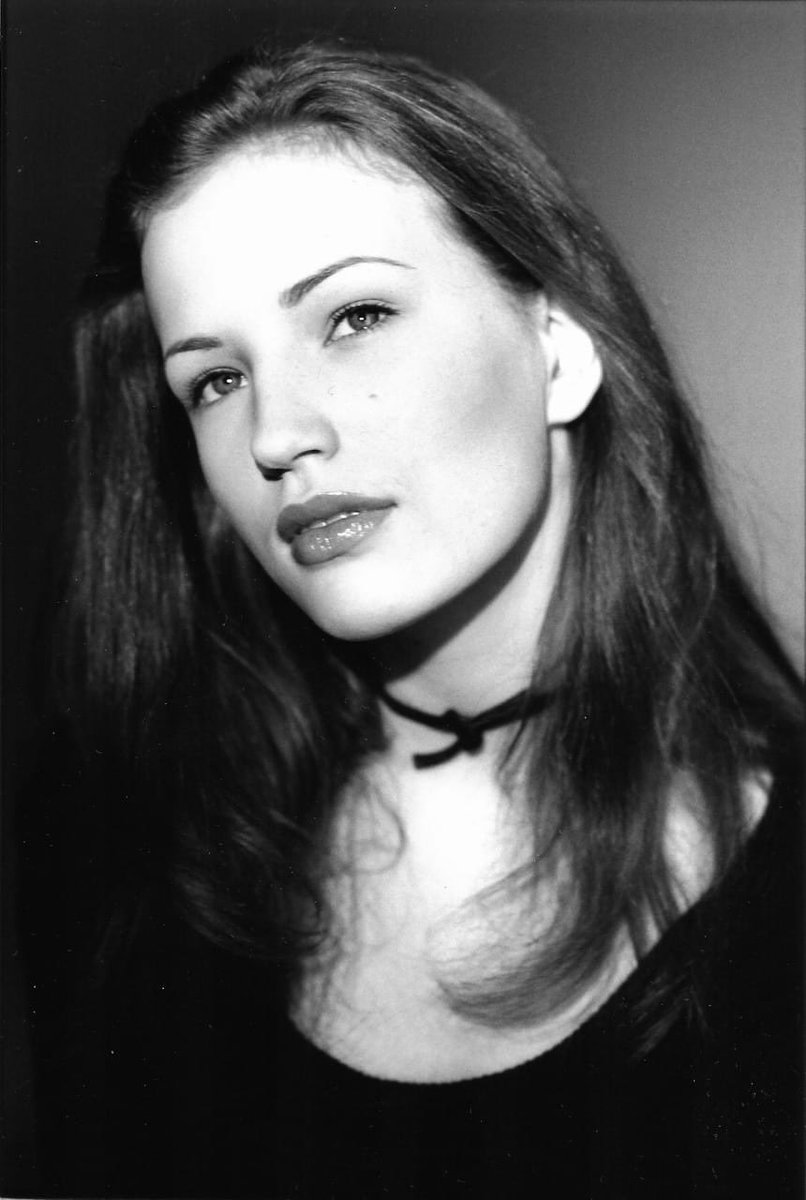 “My reason for releasing my early albums only in Finland is that they're sung in Finnish, and in my opinion can best be appreciated in the Finnish environment, by Finnish people.” - @janitaartist

CLICK HERE: instagram.com/p/Ch3TCmhpQBK/…