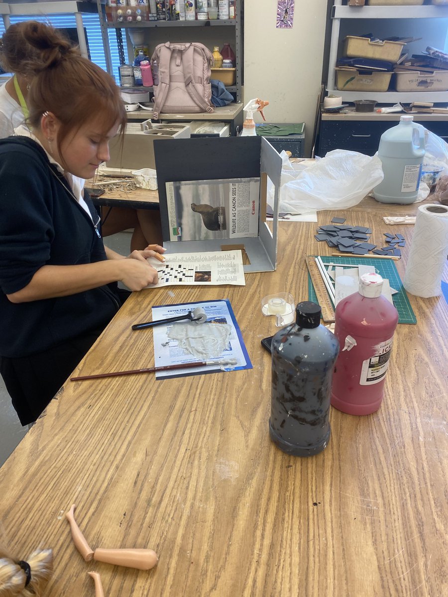 3d_mhs's tweet photo. Where did this whole thing suddenly come from? In AP it seems like amazing work just suddenly appears! Wednesday is our 1st in process critique. We definitely have something to talk about! #ap3d #fultonartsstrong #sculpture #home @ArtsFCS @JonesBC_MHS @dpbrown99 @CaptainPainter https://t.co/B0VF4j6gTW