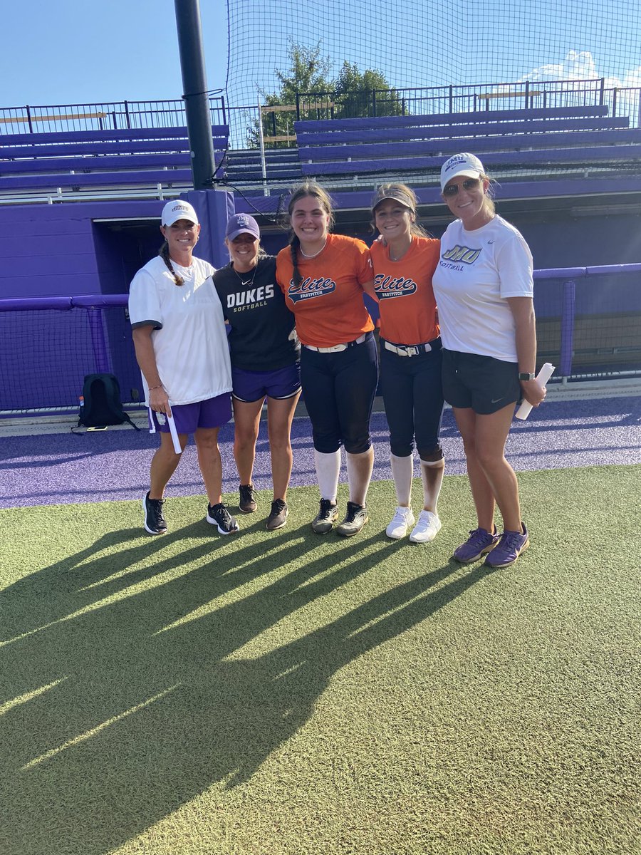 maddiowenn's tweet photo. Had an awesome past 2 days at @JMUSoftball camp!! I learned so much and loved the opportunity of being able to talk with the coaches, as well as the players so much!! @Libby_Bowman12 @Coach_LaPorte @pinder_avery @VirginiaOCElite https://t.co/uNE1p75anW