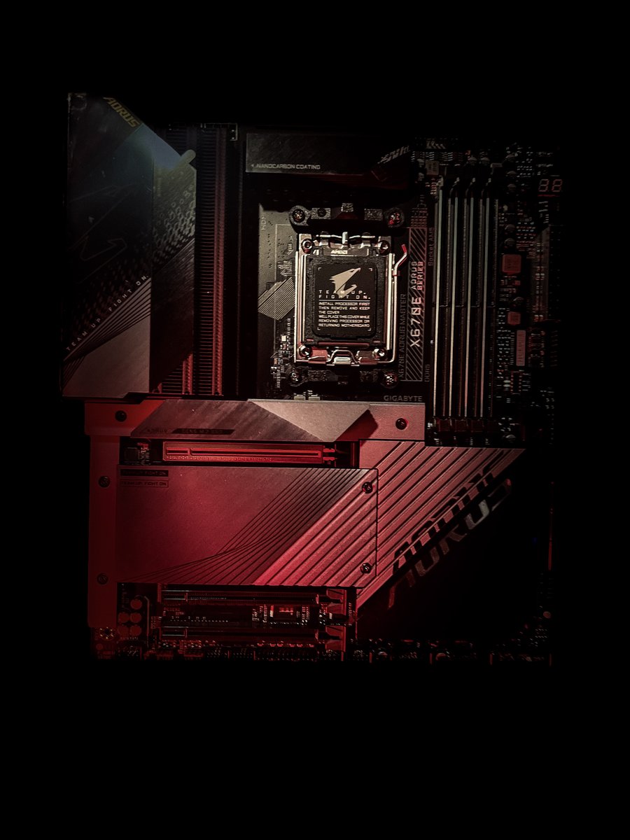 AorusOfficial's tweet photo. X670 AORUS Master 🤩 Just a sneak peek of what's to come 👀
What is everyone's favorite AORUS motherboard (previous gens)? Would love to hear your thoughts!
#AMD #X670 #AORUS #AORUSMaster https://t.co/XbqV2jvfyC