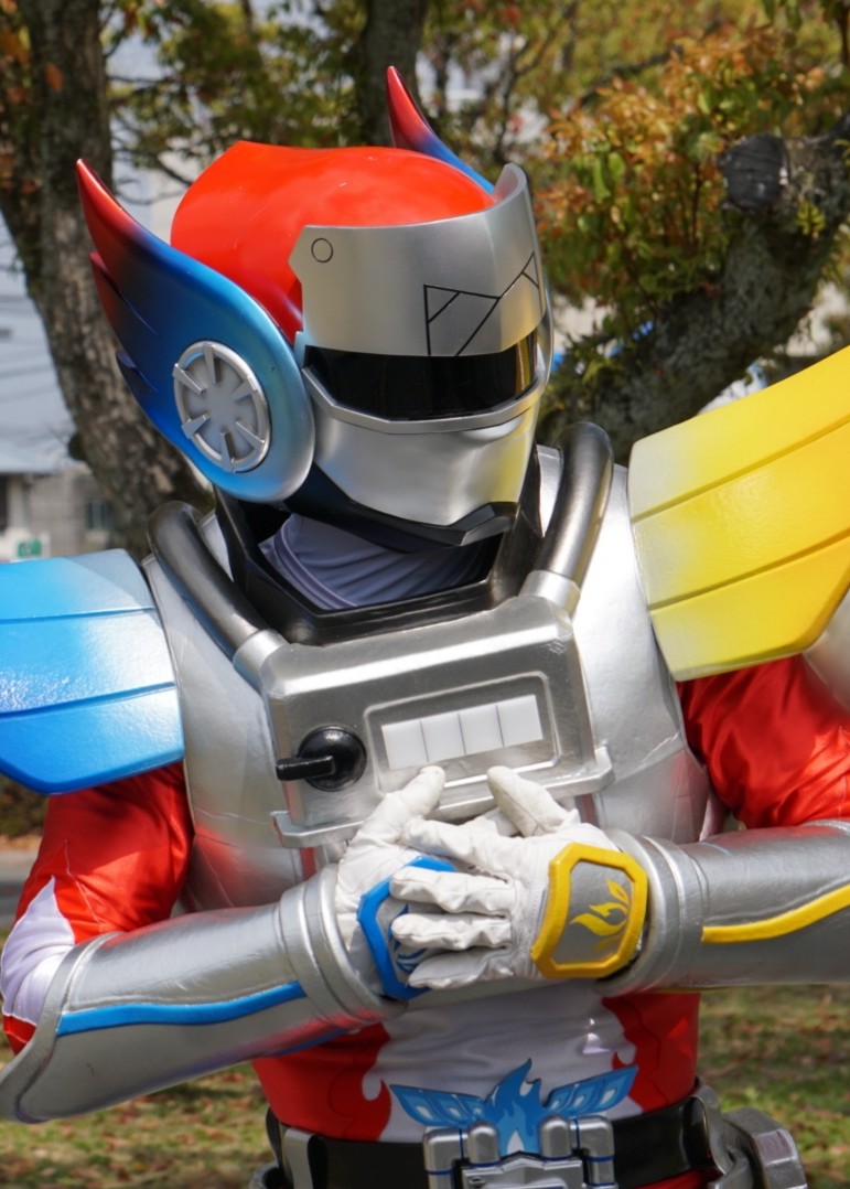 yamashiron_yam's tweet photo. The TokuNet ( @TheTokuNet ) members worked really hard to get the prizes out!
No matter the country be it Brazil, Korea, or the UK, they persevered and found a way to get them there!
#TeamTokuNet is a true hero!
Thank you soooo much!
#Yamashiron #ヤマシロン https://t.co/K7K2PB9QUk