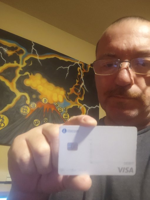 g68_charlie's tweet photo. @BitcoinBaddiez #LTC $LTC #Łitecoin  ⚡️
#TenPlusYears 👇😎 
#NeverBeenDown 
#PayWithLitecoin ⚡️
#SoundMoneyForTheDigitalAge  ⚡️
#PrivacyMatters #MWEB  🥷 
🟩 #Taproot 🌱
#IYKYK 🤷‍♂️ https://t.co/ahWpSxl8ll