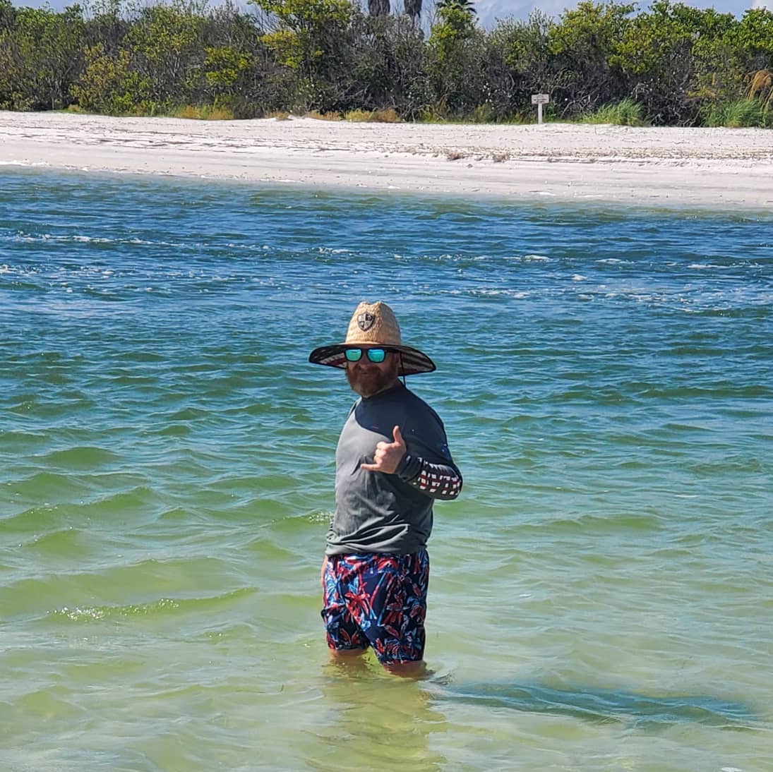 on_water's tweet photo. #beachdays #florida #shellkeypreserve https://t.co/aRnX1NcCNN
