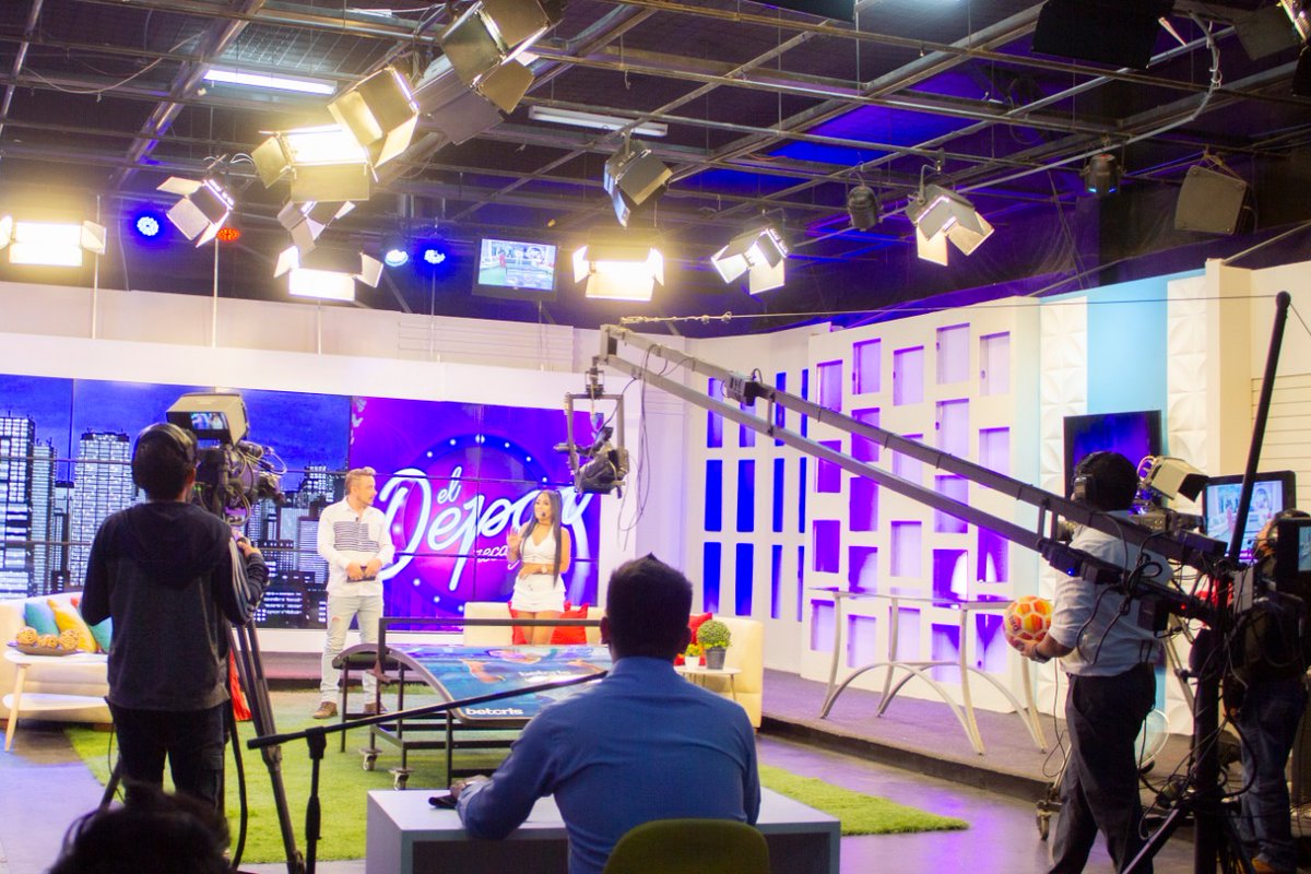 🎙Te invito a escucharme en breves minutos #EnVivo desde la señal del Canal RTU en el programa el El Depar RTU
Juntos a #transformar #Quito y #Pichincha
Majo mi #Alcaldesa2023 2023❤️
<a href="/chinto_espinoza/">Jacinto “El Chinto” Espinoza</a> #Prefecto 2023