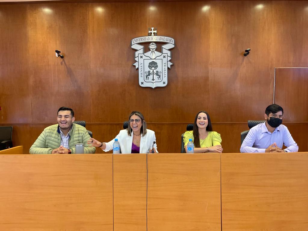 MariaPadillaRom's tweet photo. la naturaleza de los estudiantes de derecho y ciencias sociales, que es creer con pasión en la posibilidad de construir un país más justo. (2/2) https://t.co/YO6CfOvqIP