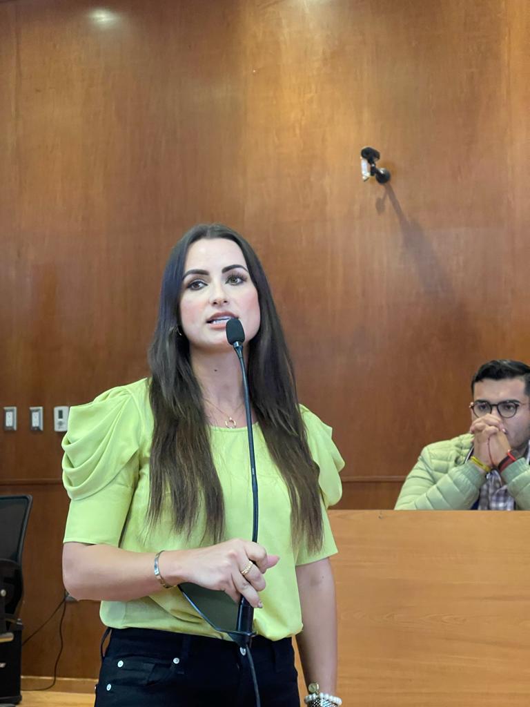 MariaPadillaRom's tweet photo. la naturaleza de los estudiantes de derecho y ciencias sociales, que es creer con pasión en la posibilidad de construir un país más justo. (2/2) https://t.co/YO6CfOvqIP