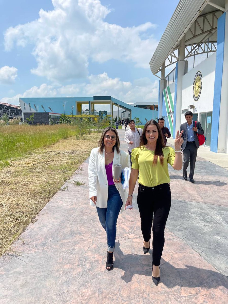 MariaPadillaRom's tweet photo. la naturaleza de los estudiantes de derecho y ciencias sociales, que es creer con pasión en la posibilidad de construir un país más justo. (2/2) https://t.co/YO6CfOvqIP