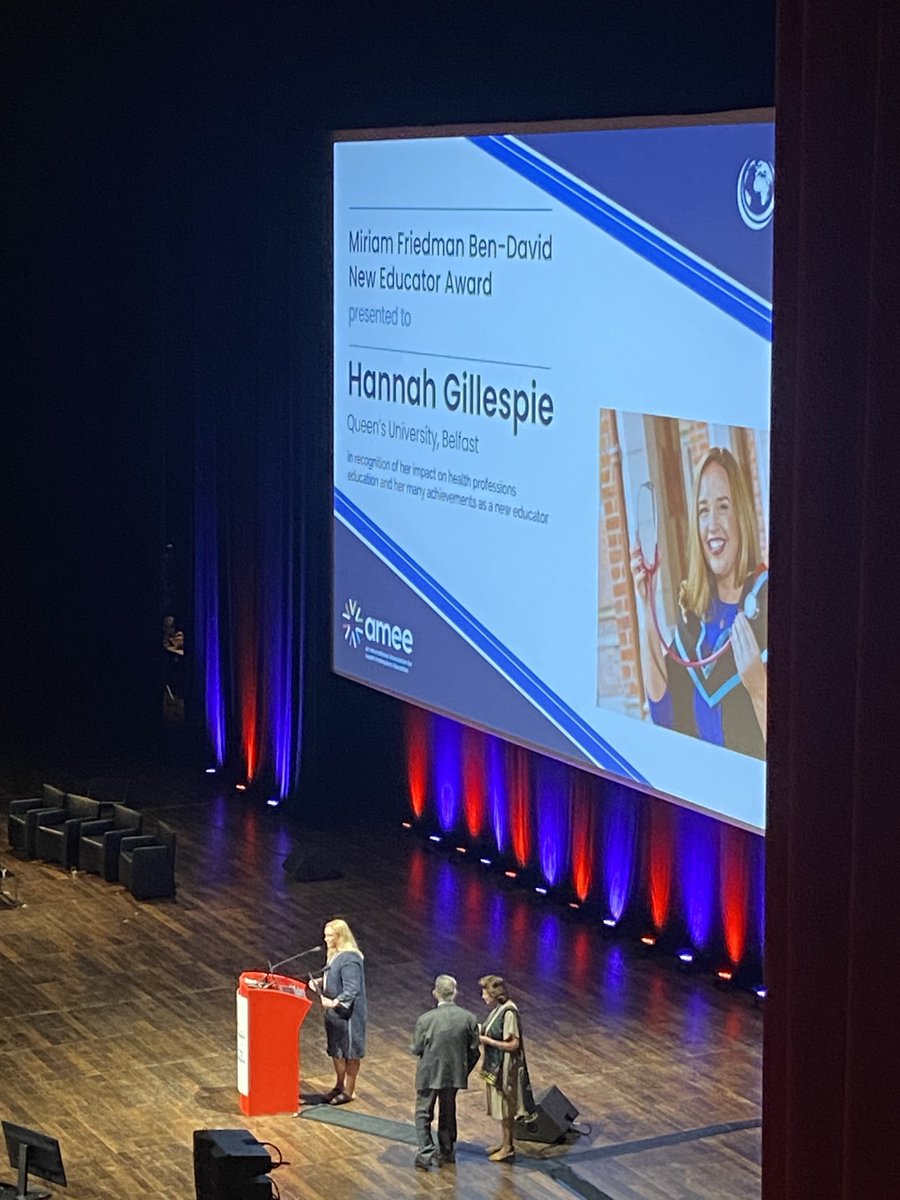 Huge congratulations to ⁦@gillespie_hj⁩ on receiving the Miriam Friedman Ben-David New Educator Award at #AMEE2022. A bright Irish star in international Medical Education 👏👏👏🤩