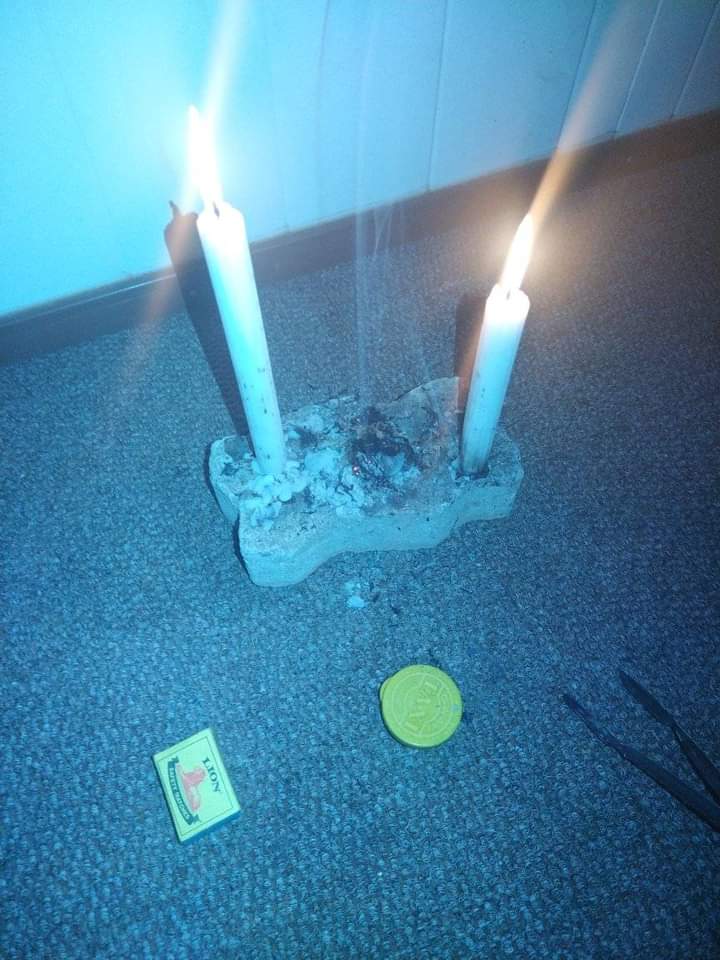 Thembithemedium's tweet photo. This candle is for everyone who is looking for employment during these tough times. May God answer your prayers❤🙏🏽 https://t.co/p0V9cNjxEM