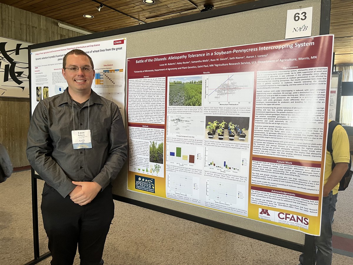 UMNplantbreed's tweet photo. The 2022 NAPB meeting in Ames, Iowa was an excellent opportunity for graduate student poster presentations, networking, and meeting up with mentors. Thank you for a great event @NAPlantBreeders! @NAPB_GSWG @CFANS @UMN_AgroPlant @UMNHorticulture 
#PlantBreeding https://t.co/UoVvCNBj1c