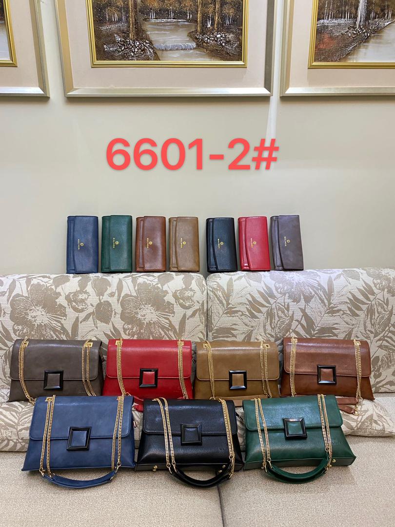 shezeeAzom's tweet image. 