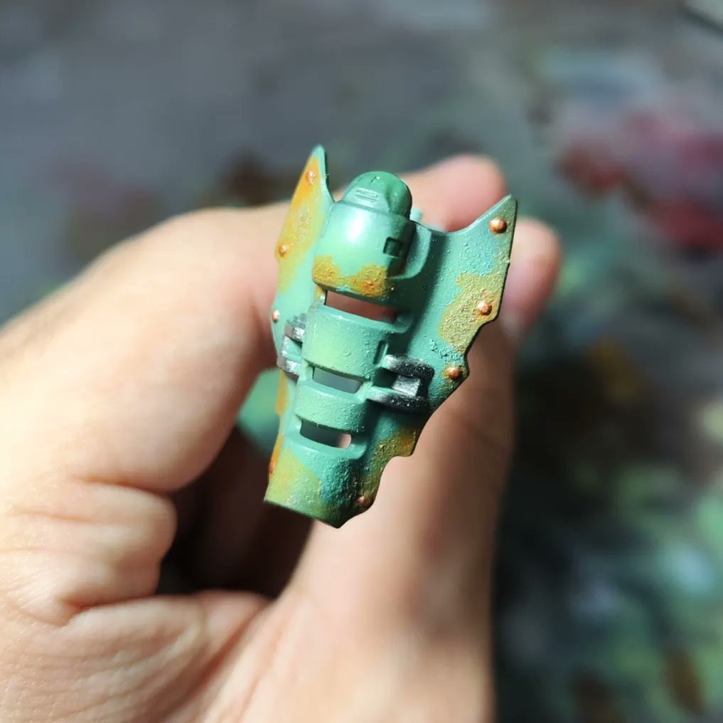 HobbyLifeStudio's tweet photo. 1/35 ZW18 Spideath
ไล่แต้มสีดีเทลตามท่อไป กับพ่นปิดด้านในบางชิ้น เตรียมรอ Weatheringต่อได้
จุดที่สนุกของงานวันนี้เลยเพ้นท์ดีเทลของส่วนขา แต่ติดที่มันเป็นขาแมงมุมนี่แหละ นั่งเพ้นท์ไปเลย8รอบ5555
3วันก่อนส่งผลงาน
#HobbyLifeStudio #TakaraTomy #Zoids #ZoidsWild #Spideath https://t.co/7F6s1lg9mA