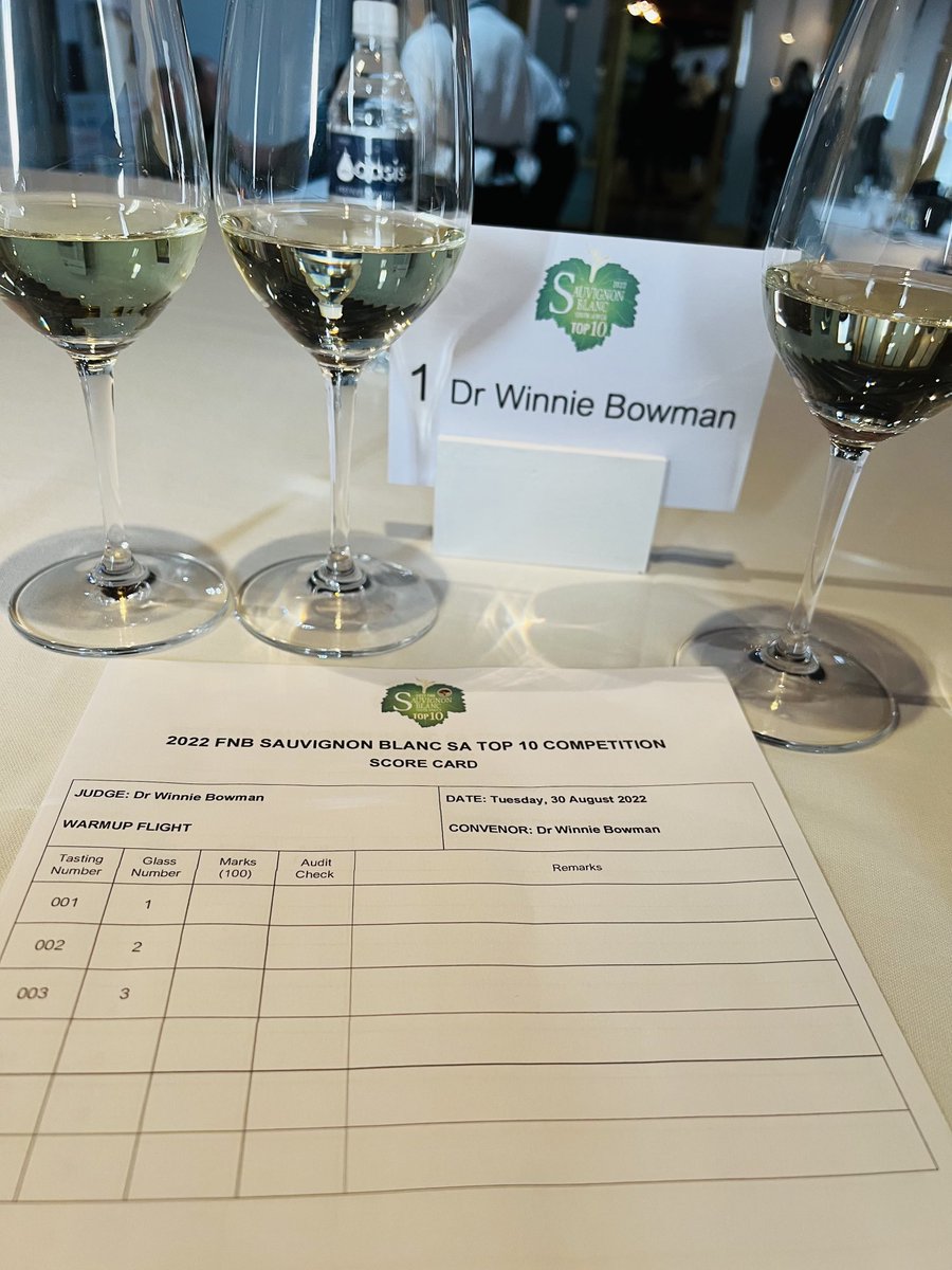 So it starts again .. ⁦<a href="/SauvignonSA/">Sauvignon Blanc SA</a>⁩ #FNB #Top10 ⁦<a href="/johannfourie/">Johann Fourie</a>⁩ ⁦<a href="/FionaMcDonaldSA/">Fiona McDonald</a>⁩ ⁦@MSteyn03⁩ ⁦<a href="/euniceagriexpo/">Eunice Joubert</a>⁩ ⁦<a href="/JohanEhlers/">Johan Ehlers</a>⁩