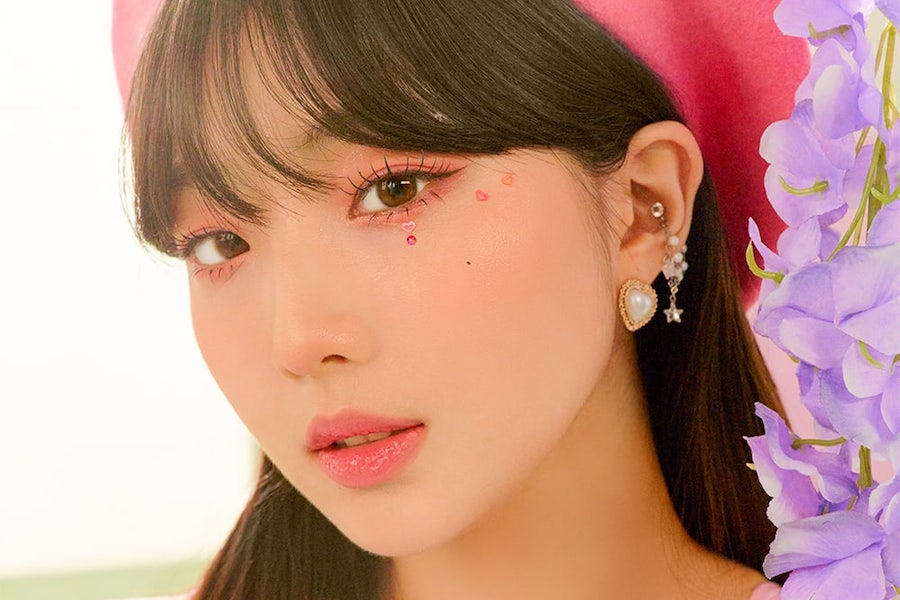 soompi's tweet photo. #LOONA's Agency Releases Statement On #Yeojin's Health
https://t.co/2X1xlsCnrS https://t.co/WyhOMTMgaF