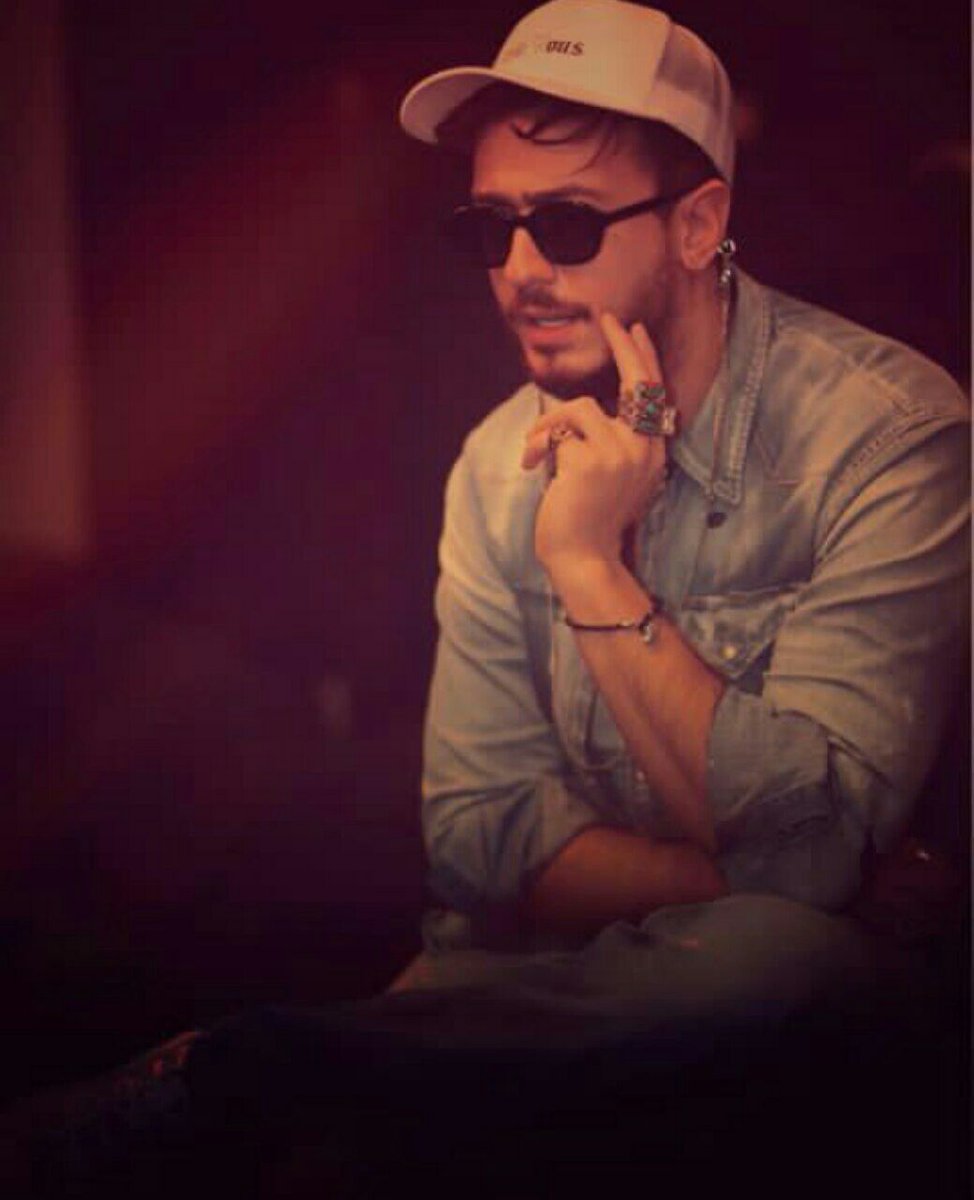 KamarLamjarred's tweet photo. #saadlamjarred #سعد_لمجرد #العاشق_الهايم #الحلق_اللي_عامل_قلق @saadlamjarred1 #الحلق #alhal https://t.co/Gr40NXCWCn