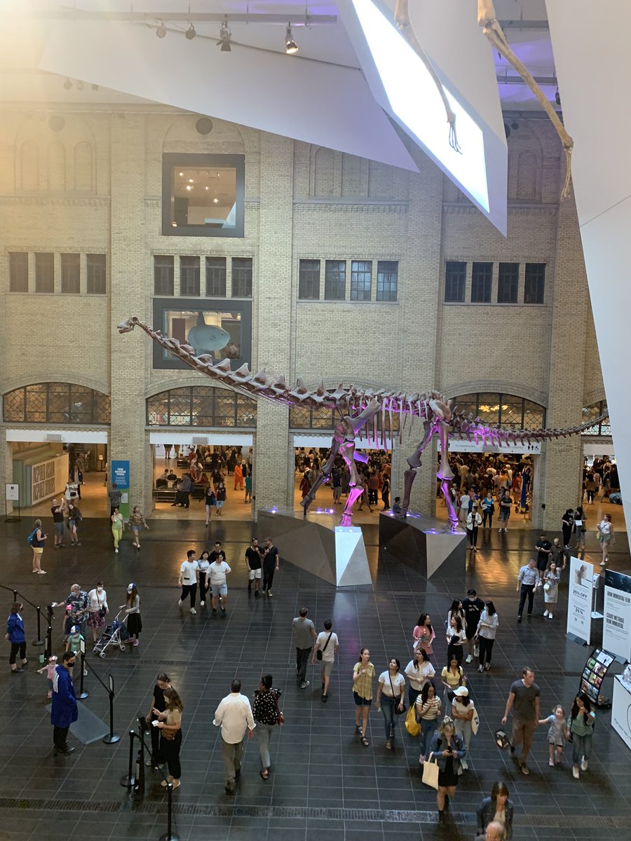 Canadainf1015's tweet photo. Did you know that we can get free tickets from Toronto public libraries. It could be aquarium, zoo, museum or something. Check it out!! :) https://t.co/XHhwDHneIx