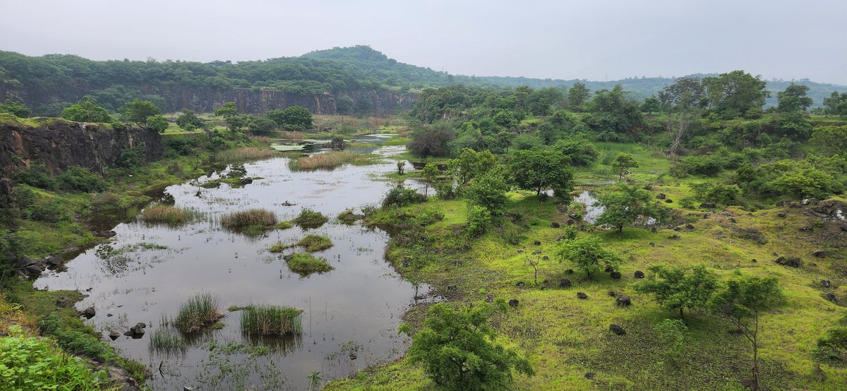 AdvaitKurlekar's tweet photo. The quarry. Mostly famous landmark on #Vetaltekdi . Anyone knows the vintage of this and (fortunately) when was it stopped? #Pune #punelandmarks https://t.co/4PwIs9ljfN