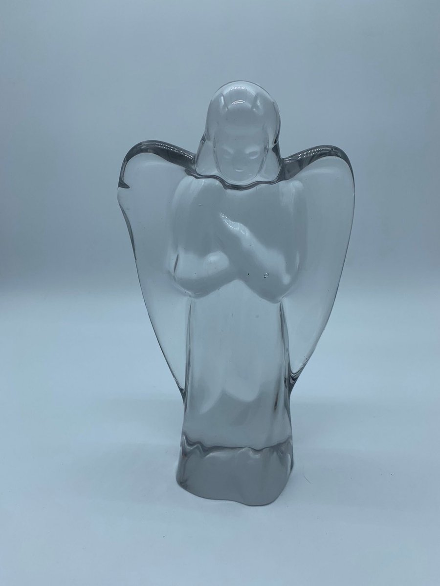 LilyDogAntiques's tweet photo. Excited to share this item from my #etsy shop: Vintage Crystal Angel Figurine, Heavy Crystal Contemporary Art Angel Figurine #angelfigurine #crystalangel #christmasangel #glassangel #christianangel #christmasgiftidea #vintagecrystalangelfigurine https://t.co/FUMD8JcqyE https://t.co/O0UcLeuzFS