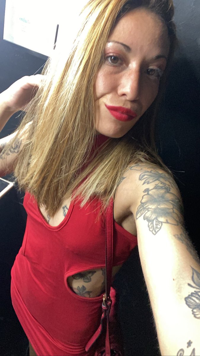 alarconeste's tweet photo. 😘 https://t.co/YG6CV1VyxS