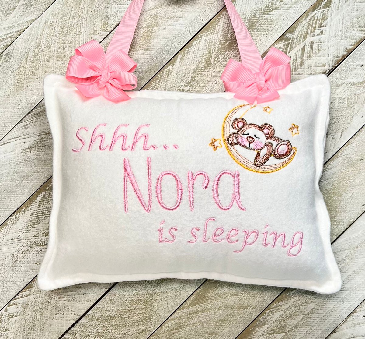 _FabuMimi's tweet photo. #PersonalizedPillow #PersonalizedBaby Personalized baby sleeping door hanger, baby pillow, baby shower gift, nursery decor, baby sleeping sign,
https://t.co/ipTCgxh3hB https://t.co/ffHD9wT3QJ