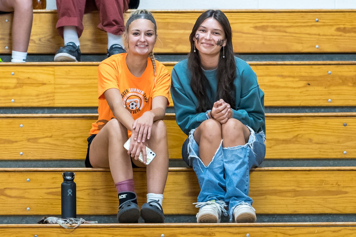 Smiles from Jaclyn and Sam out supporting the Volleyball girls tonight. It looks like Sam barely survived Day 1 of school ...  <a href="/jaclynpaige9/">Jaclyn Krakomperger</a> <a href="/DukesVolleyba1l/">Wellington Dukes Volleyball</a>