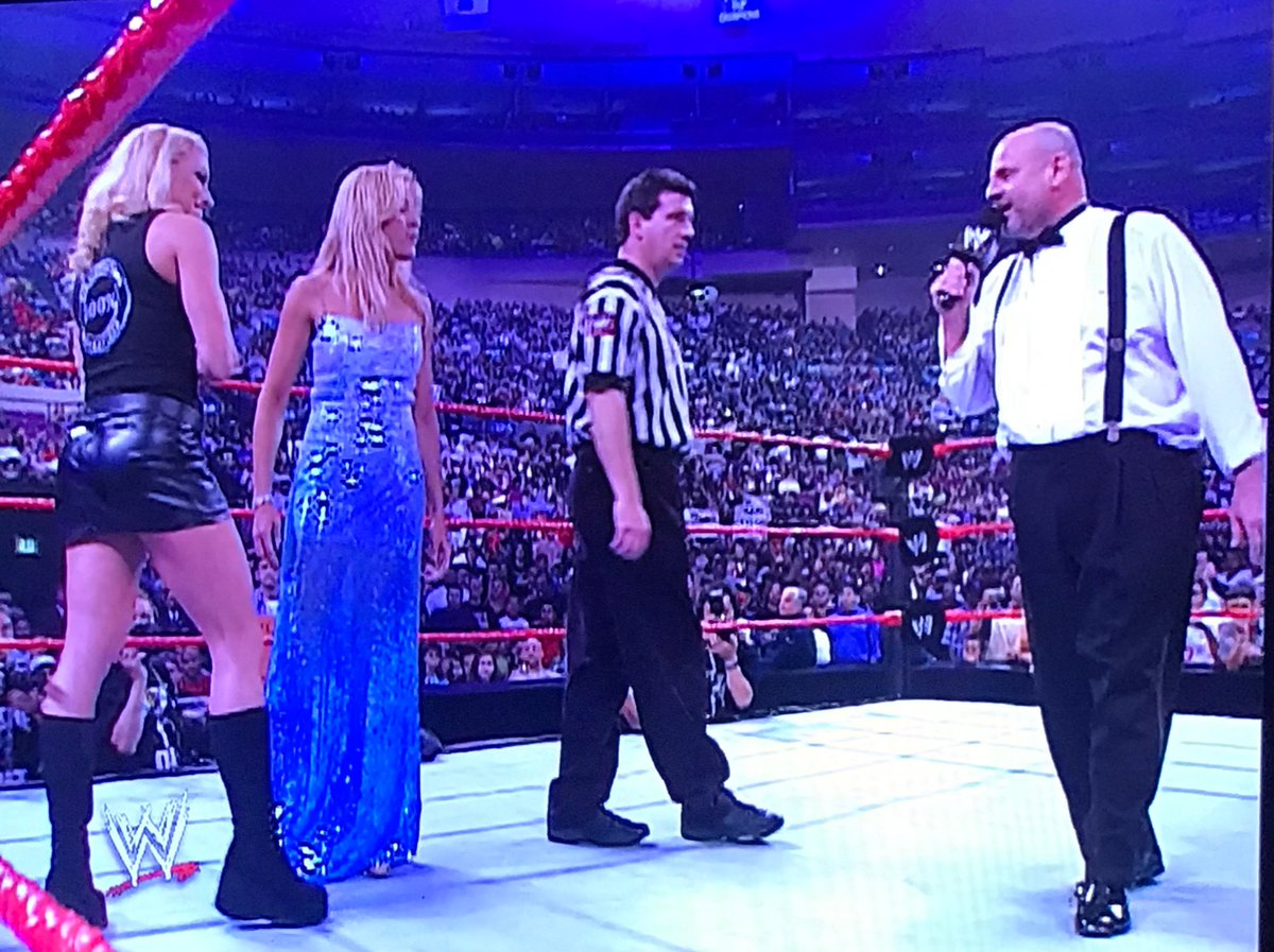 With help from Trish Stratus and Stacy Keibler, Lilian Garcia gets the win over Howard Finkel and is the permanent ring announcer for Raw! https://t.co/nqI8Zm5Ls3