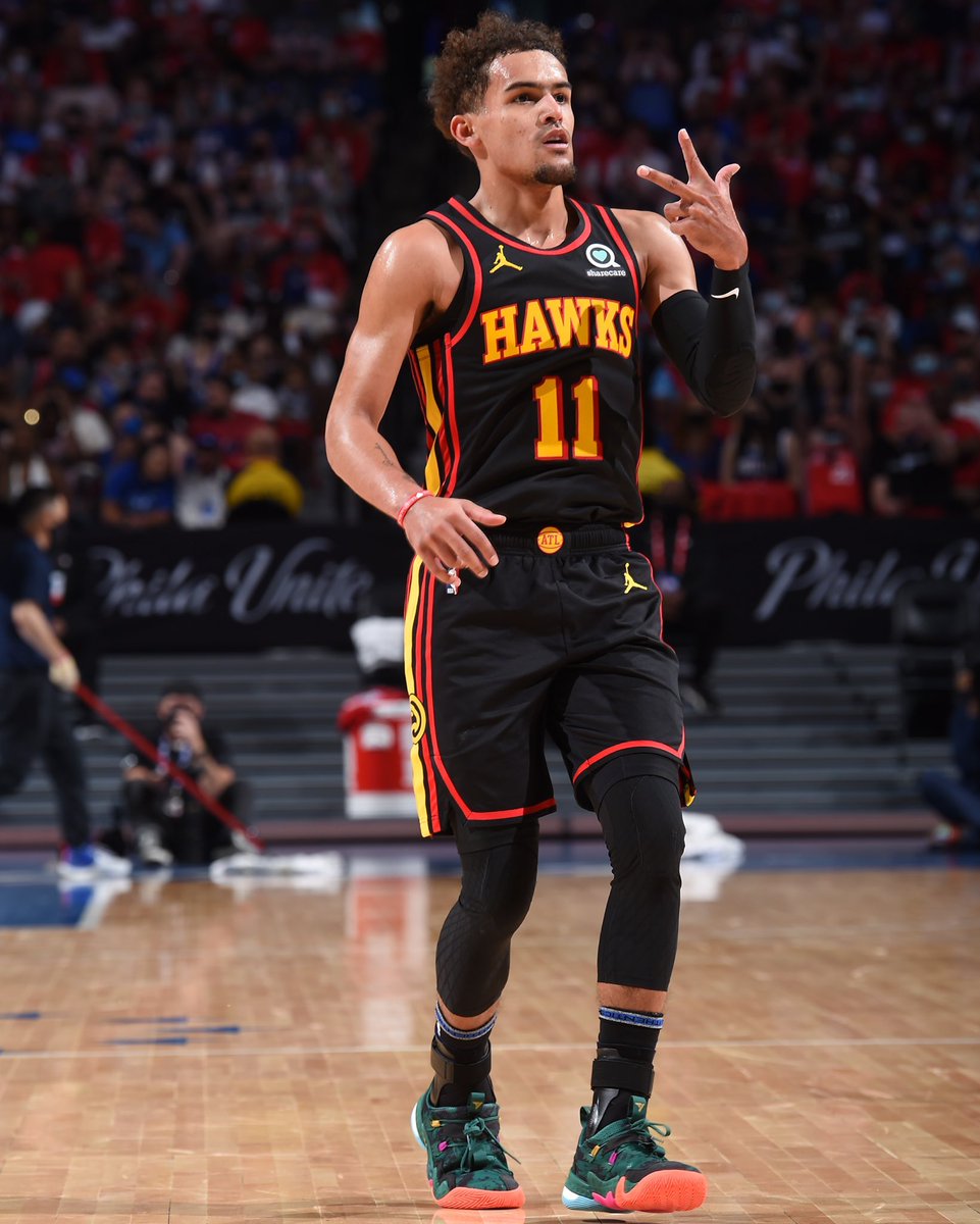 chxnluh's tweet photo. Expensive things Trae Young owns

A THREAD https://t.co/R10ul9UdHl