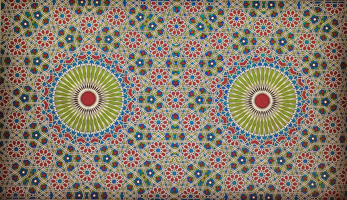 decoration08's tweet photo. #islamicpattern#geometry#floral#interiordesign#architecture#zellige#gypsum#woodcarving#plastercarving#design#art#sacredgeometry#geometryteaching#interiordesign#arabesque#art#beauty# https://t.co/zK7THaBESZ