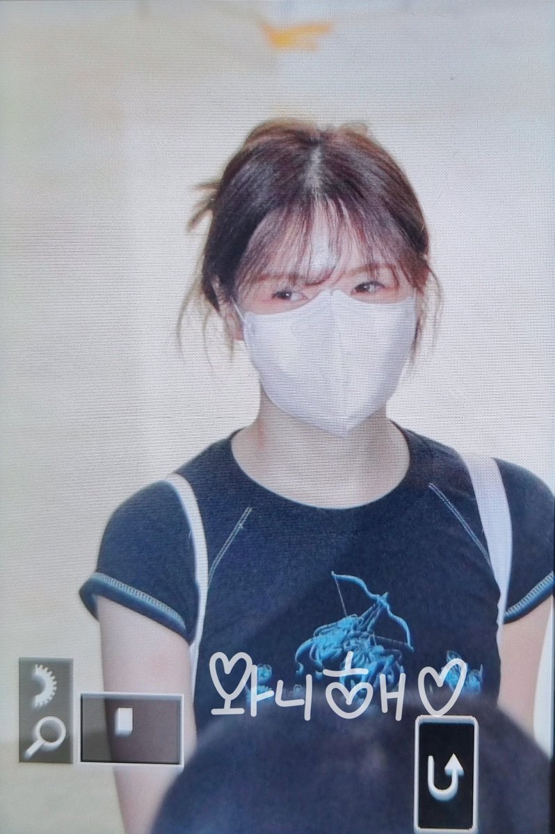 220830 입국

승완언니 한국에 들어왔당😘
#RedVelvet  #레드벨벳          
#WENDY  #웬디
