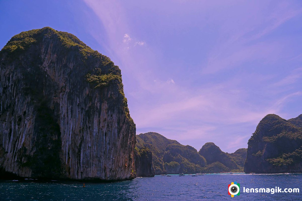 np_photographer's tweet photo. Phuket https://t.co/urYe9Dkgoh Phuket Tour #phuket #phukettour #Thailandtour #bestbeachdestination #Thailandtourguide #phukettothailand #krabitothailand #placestovisitphuket #cheapthailandtour https://t.co/jIdET7RqW0