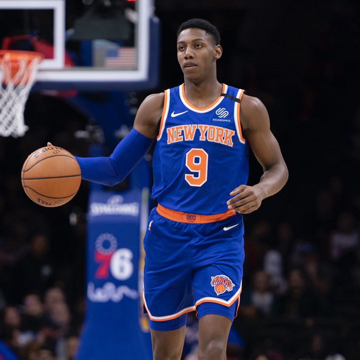 LegionHoops's tweet photo. REPORT: The Knicks set a deadline tonight with the Jazz to agree on a trade for Donovan Mitchell or they would commit to extending RJ Barrett.

(via @wojespn) https://t.co/wQLTovfsrh