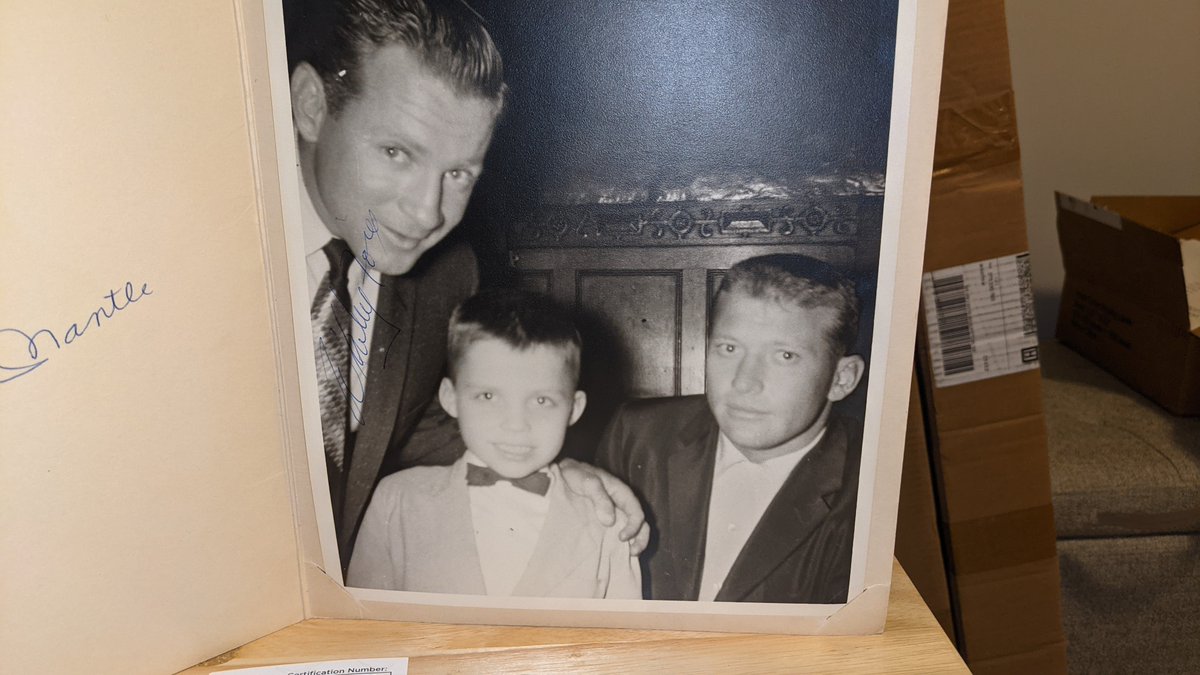 lanc_supcap3841's tweet photo. Also listed this. The little boy in the puc sold this to me. He got it signed years ago. Photo is one of a kind mickeymantle #whiteyford #newyorkyankees #jsacertified https://t.co/ggxTtOlMSU