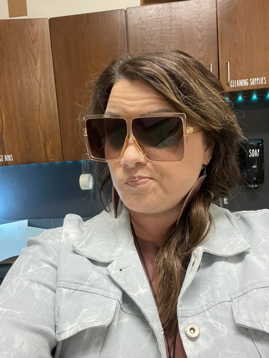 Mindy Reeves tweet media
